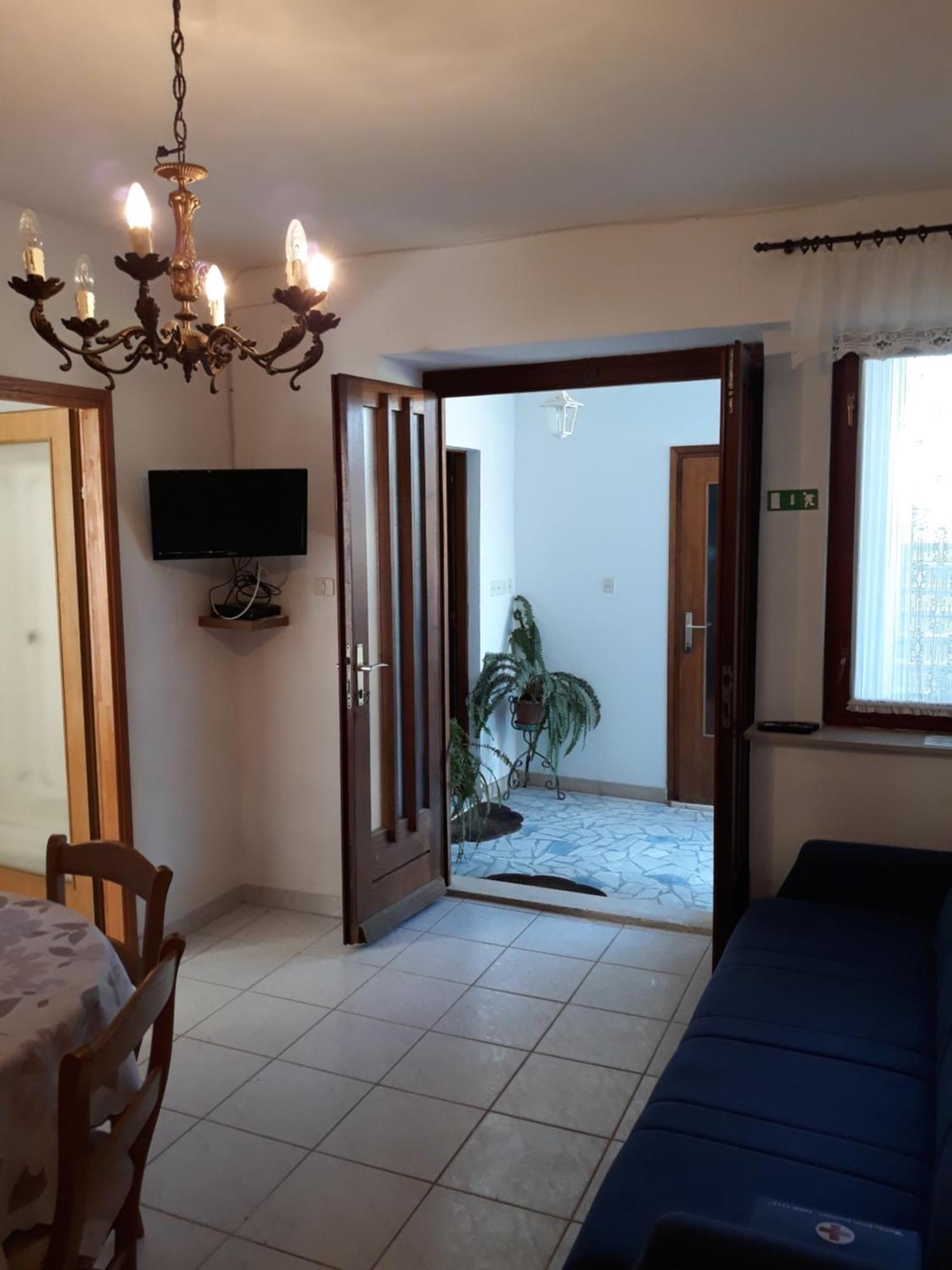 Apartments Mary Miholascica ภายนอก รูปภาพ